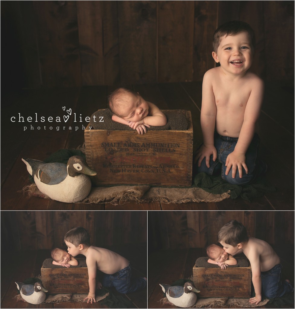 San Antonio baby photos with hunting props