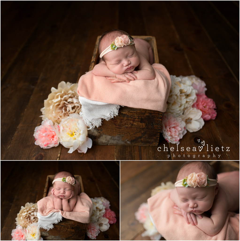 newborn baby pics in San Antonio | Chelsea Lietz Photography